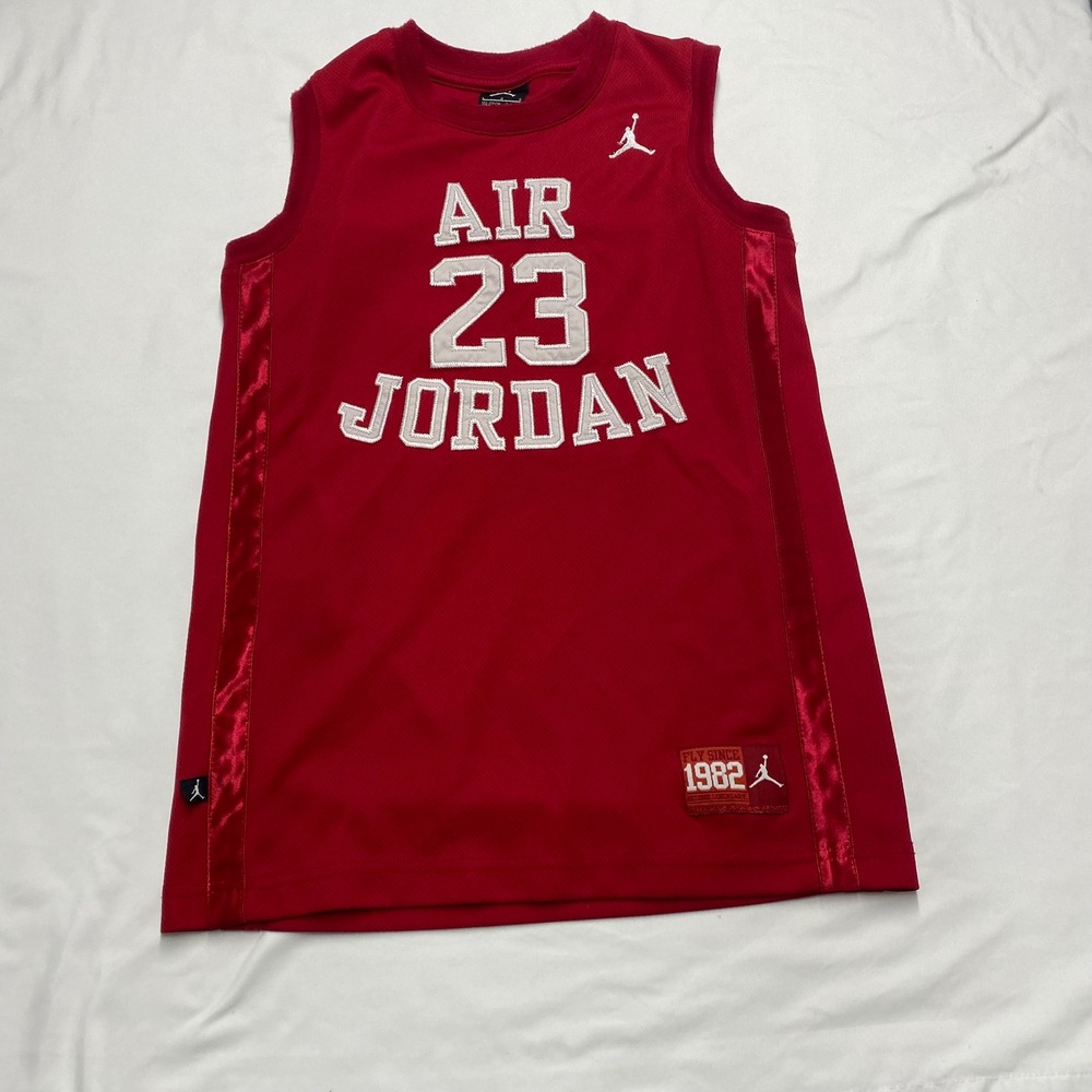 Jordan Boys Red Air 23 Basketball Jersey Mesh Sleeveless Top Size Large 12-13Y